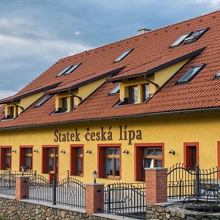 Отель Statek Ceska Lipa Myslovice Клатови Экстерьер фото